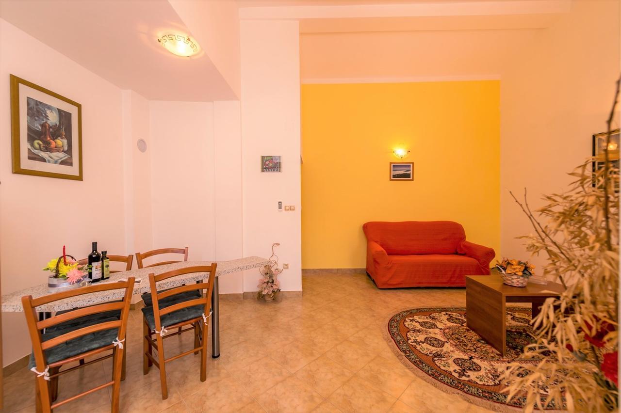 Villa Valtrazza Tar-Vabriga Rum bild